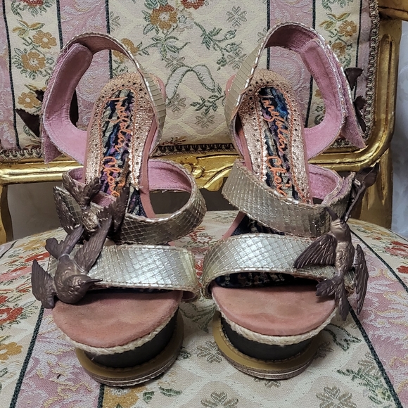 Irregular Choice Shoes - Rare Irregular Choice Love Dove sandals